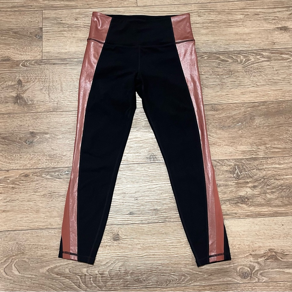 ATHLETA Cropped Workout Leggings